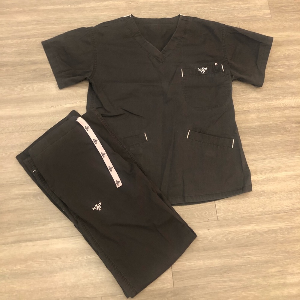 Med Couture Gray Scrubs, Top: S, Bottoms: XS